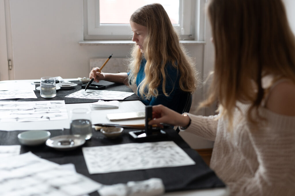 Szkoła San MI Arte malarstwo japońskie tuszowe sumi-e Warszawa Szkoła San MI Arte malarstwo japońskie tuszowe sumi-e Warszawa