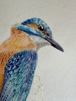 Kingfisher on the Lotus Flower / Zimorodek na Kwiecie Lotosu Gouache and 24-karat gold on silk mounted on paper 35 × 25 cm